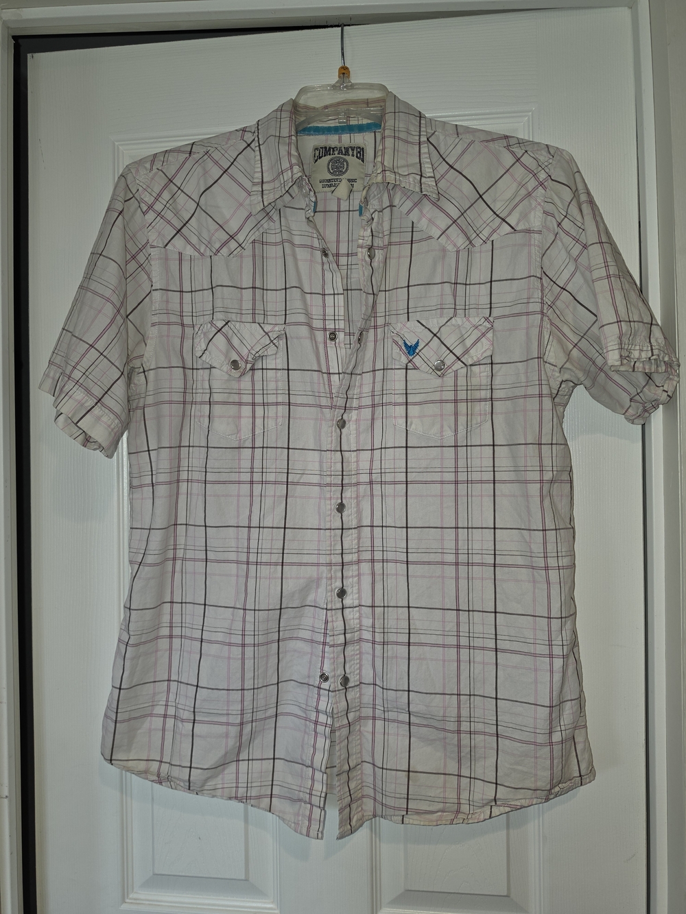 Men's White Pearl Snap Button-Up Shirt